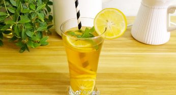 酸甜冰爽的自制冰红茶，再也不用花钱买了