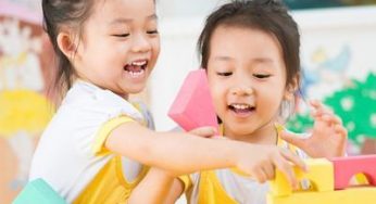 孩子在幼儿园尿湿裤子，竟然是因为妈妈说了这样的话，妈妈知错了