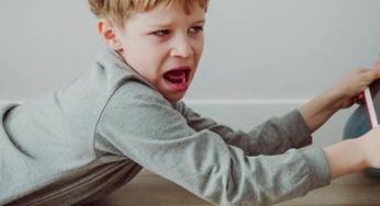 孩子不听话，家长如何应对？这4个教育方法，建议父母收藏